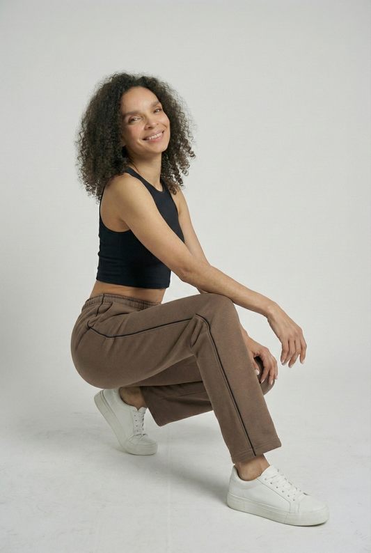Trainingshose Braun mit schwarzer Seitennaht