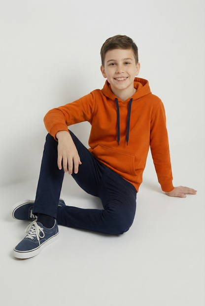 Kinder Hoodie – Orange mit Kängurutasche
