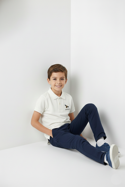 Kinder Polo – Weiß mit Stickdetail