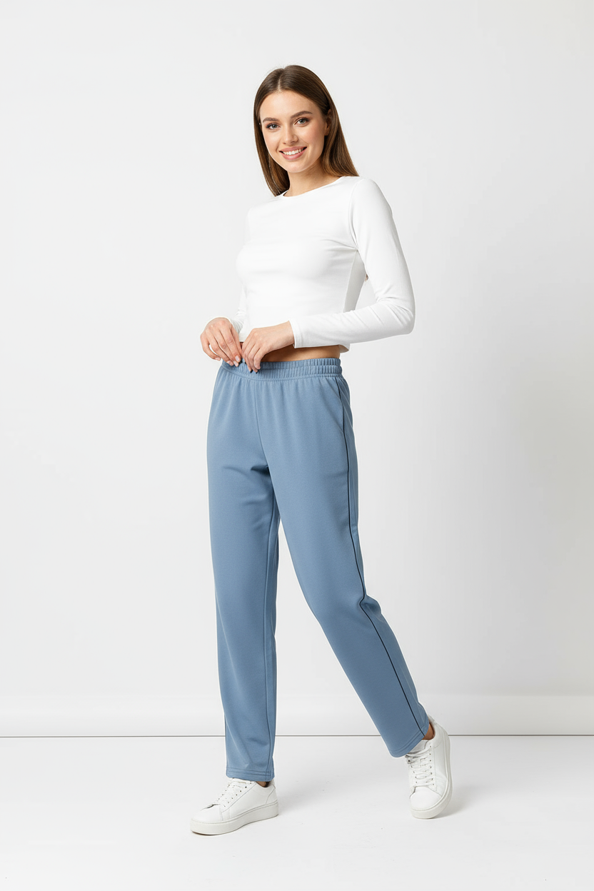 Damen Trainingshose – Hellblau mit schwarzem Seitenstreifen